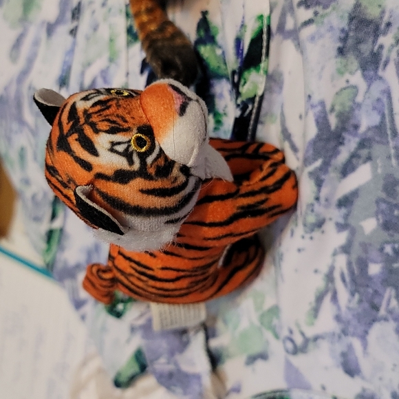 Set of 4 National Geographic Kids Mini Plush - Picture 3 of 7